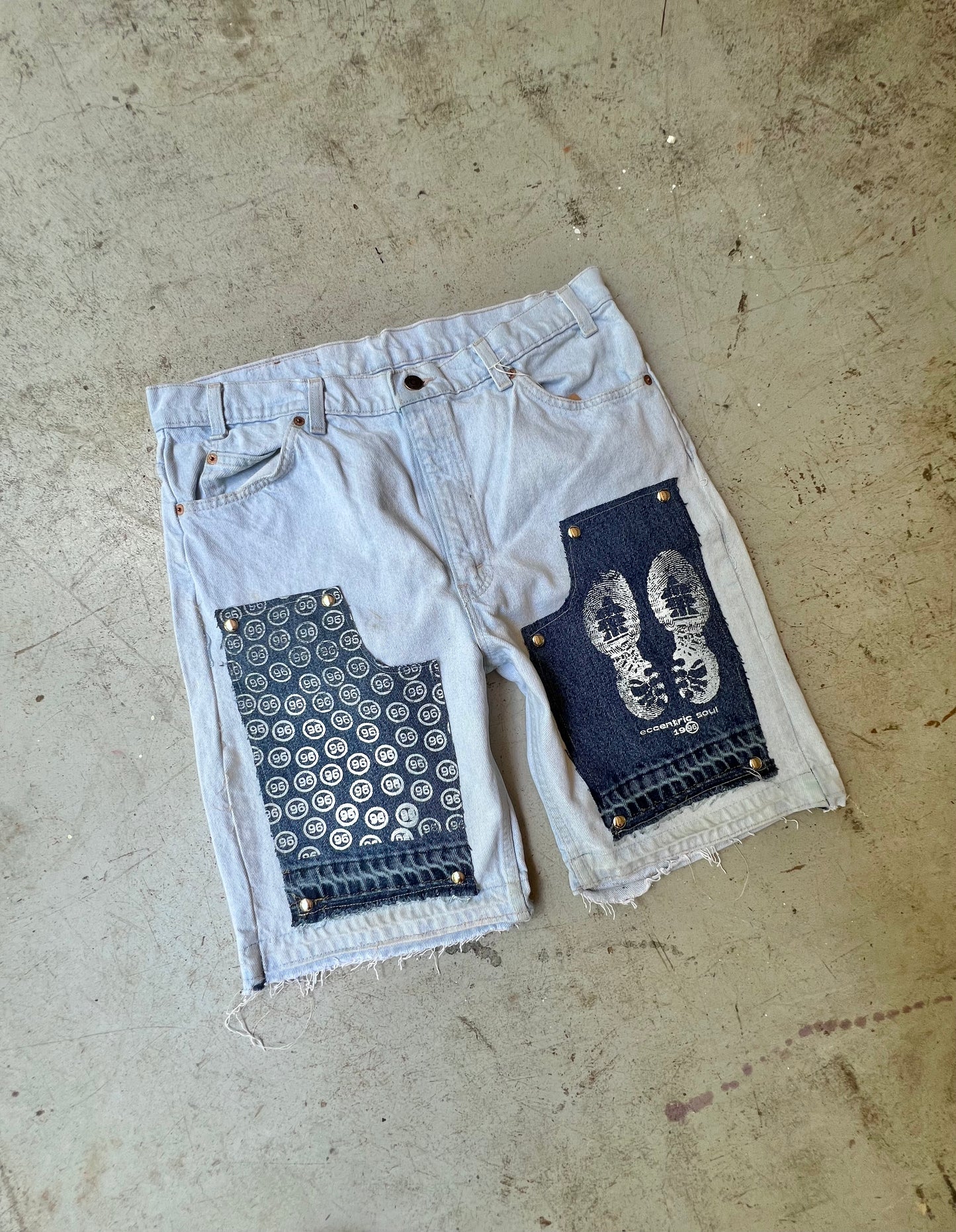 "96" Carpenter Jort Light Wash