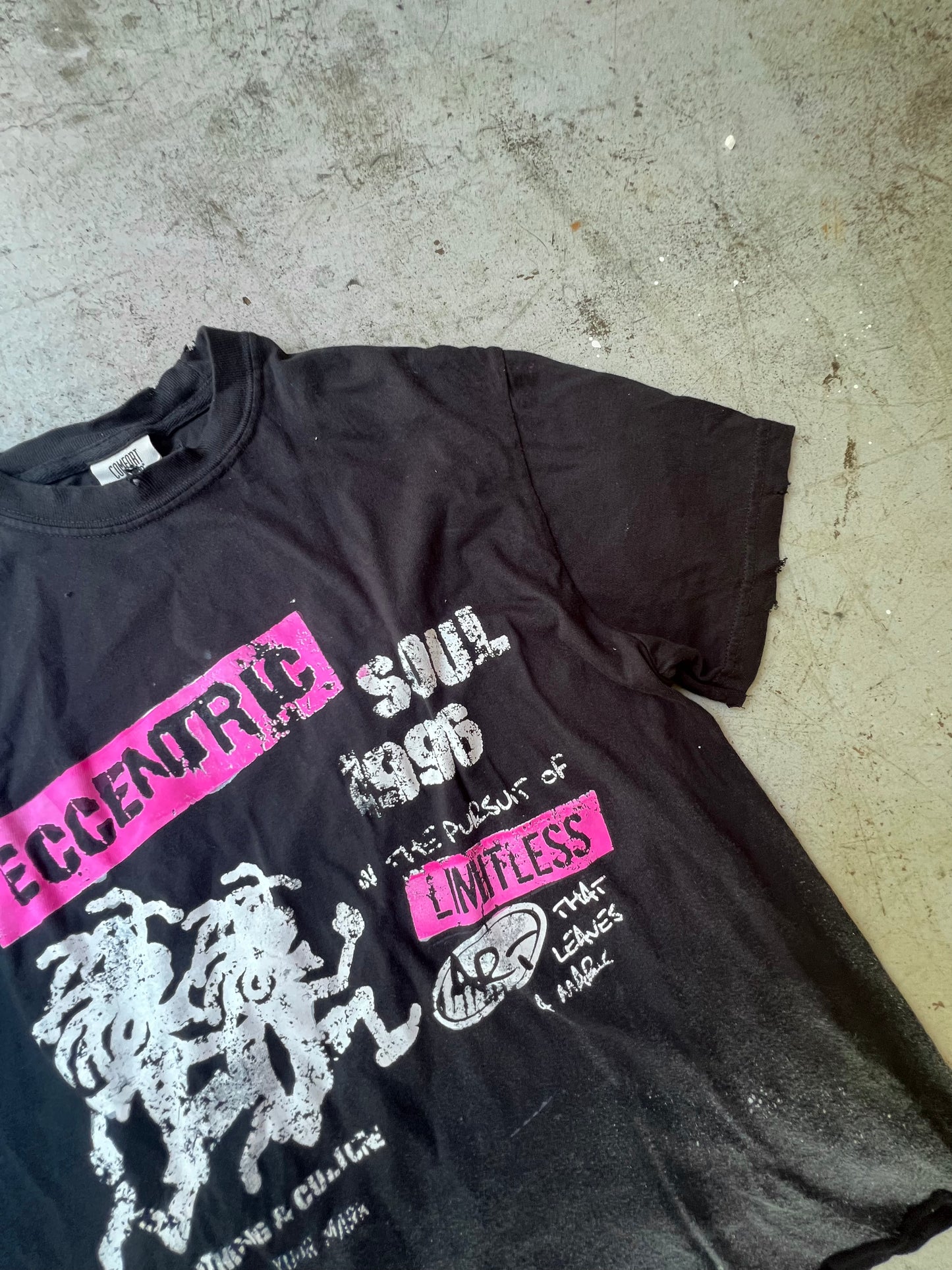 "Limitless Art" Tee